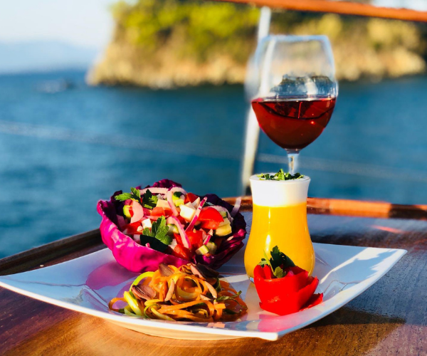 website banner x Bluecruise food